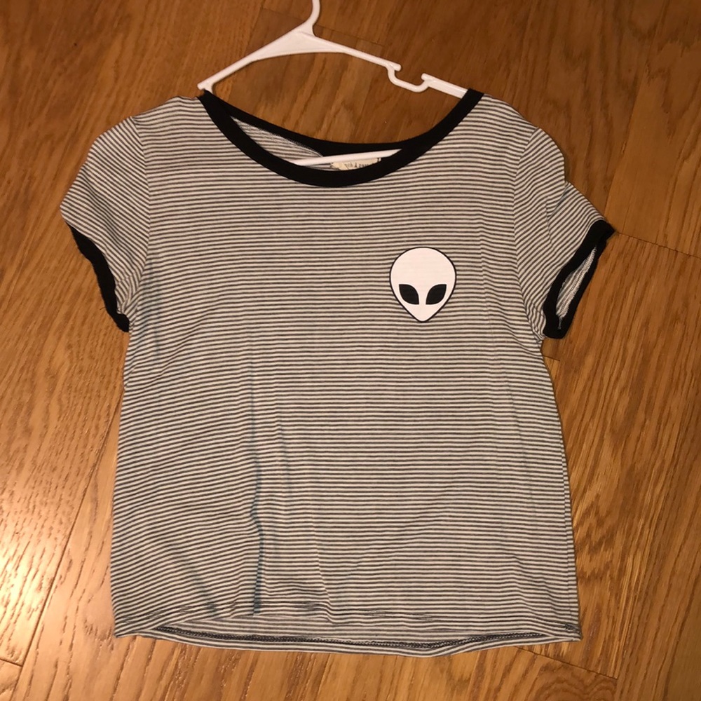 Alien shirt size large!
